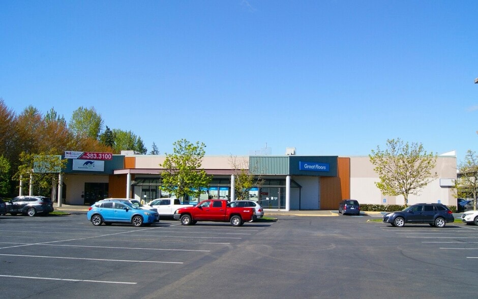 712-716 S Hill Park Dr, Puyallup, WA for lease - Building Photo - Image 3 of 4