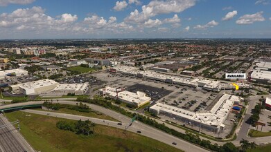 3250 W 18th St, Hialeah, FL à louer Photo intérieure- Image 1 de 1
