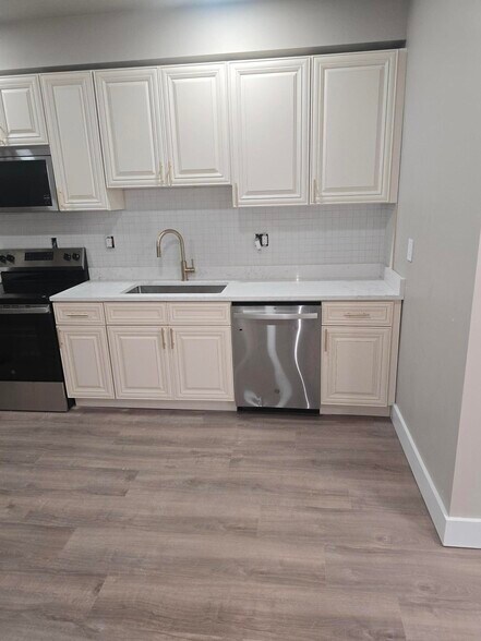 2122 N Pine St, Wilmington, DE à vendre - Photo du bâtiment - Image 3 de 25