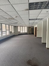 800 Bloomfield Ave, Nutley, NJ for lease Interior Photo- Image 2 of 10