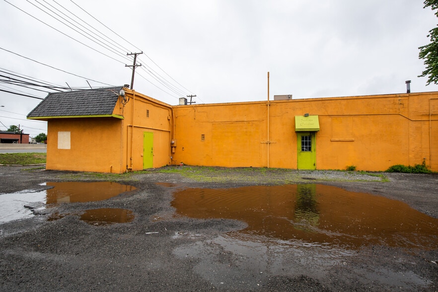 72-74 Route 46 E, Lodi, NJ for sale - Building Photo - Image 3 of 12