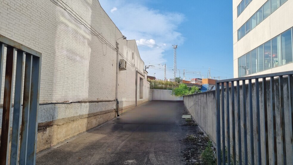 Terrain dans Móstoles, Madrid à vendre - Photo du bâtiment - Image 3 de 9