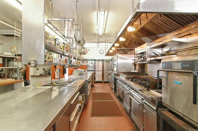 15 Prospect St, Southampton, NY à louer - Photo intérieure - Image 2 de 29