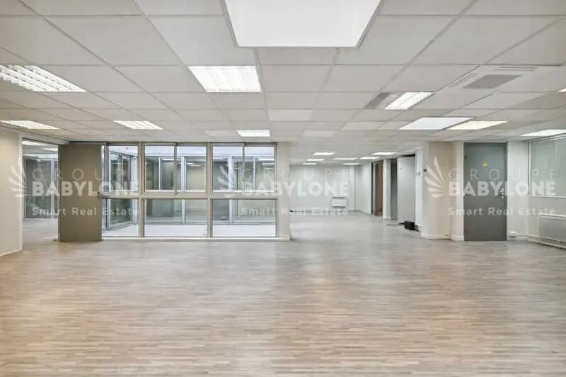 Office in Boulogne-Billancourt for lease Building Photo- Image 1 of 15