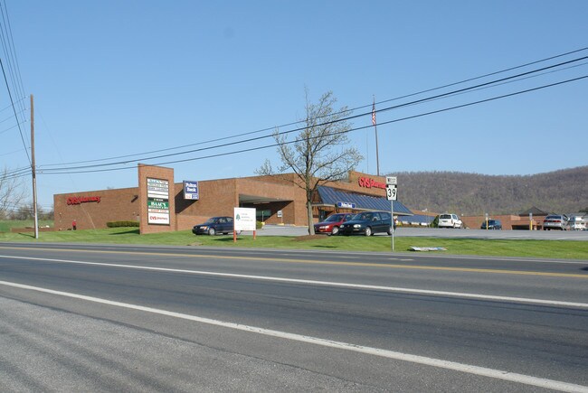 More details for 4400-4450 Oakhurst Blvd, Harrisburg, PA - Retail for Lease