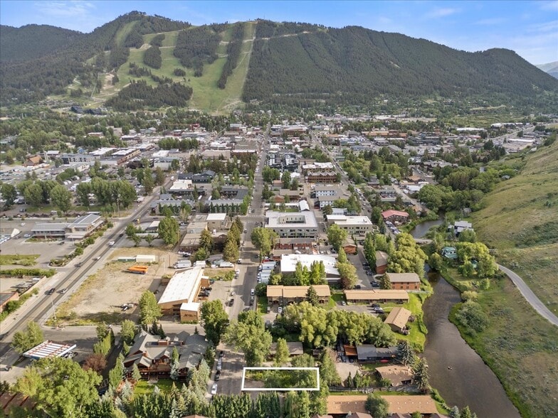 415 N Glenwood St, Jackson, WY for sale - Aerial - Image 1 of 10