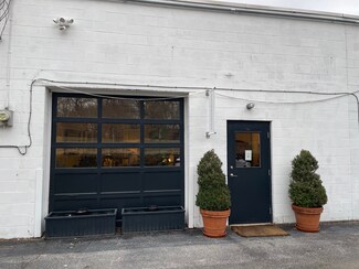 Plus de détails pour 700-706 Hanley Industrial Ct, Brentwood, MO - Bureau/Commerce de détail à louer