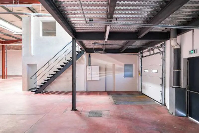 Flex in Corbas for lease Interior Photo- Image 1 of 15