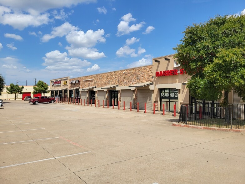 8438 Old Hickory Trl, Dallas, TX for lease - Building Photo - Image 3 of 4