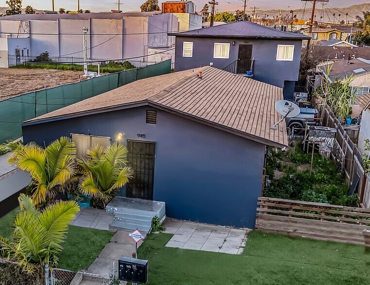 945 W 76th St, Los Angeles, CA à vendre - Photo du bâtiment - Image 2 de 13