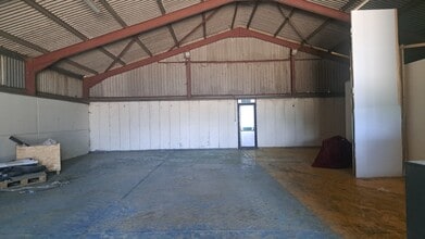 Forest Rd, Hanslope for lease Interior Photo- Image 1 of 4