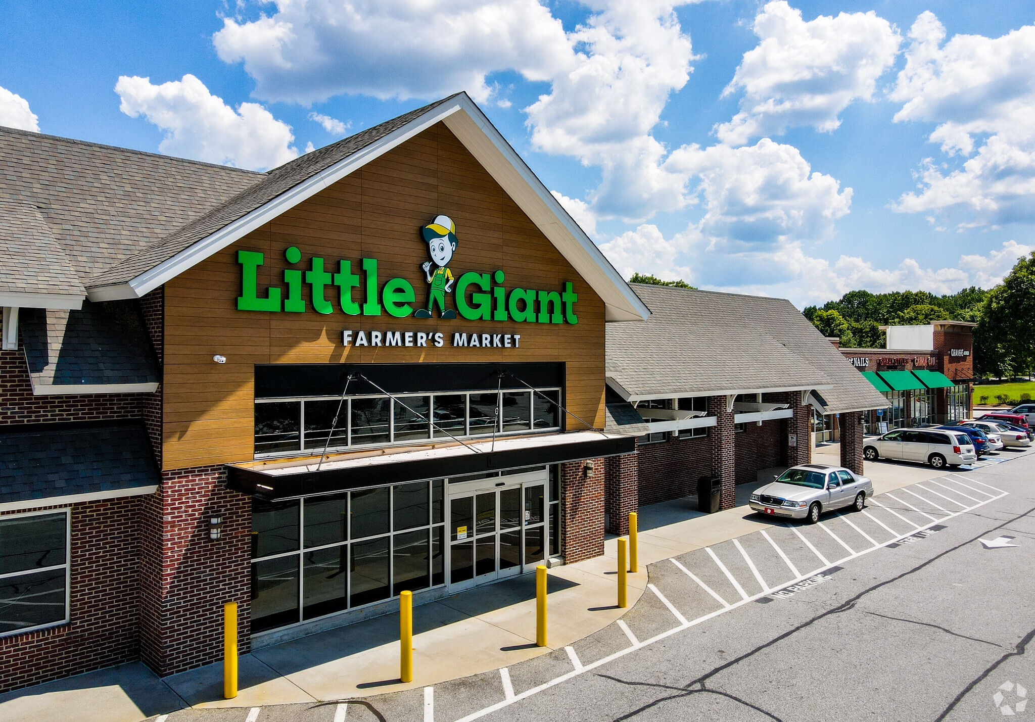 487 Jackson St, Newnan, GA for lease Primary Photo- Image 1 of 26