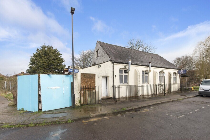 Statham Grv, Londres à vendre - Photo du bâtiment - Image 2 de 7