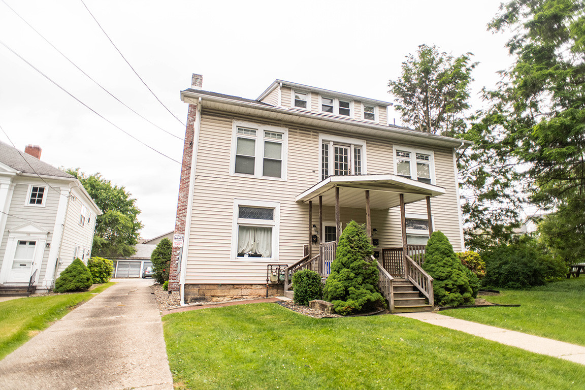 710 Wayne Ave, Indiana, PA à vendre Photo principale- Image 1 de 1