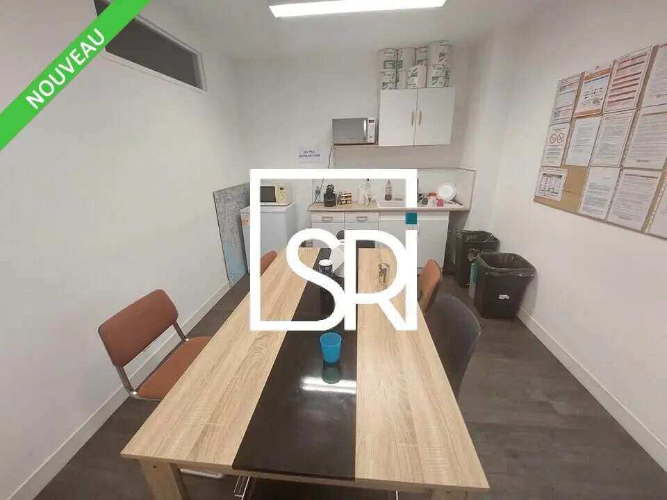 Office in Clermont-Ferrand for lease Interior Photo- Image 1 of 21