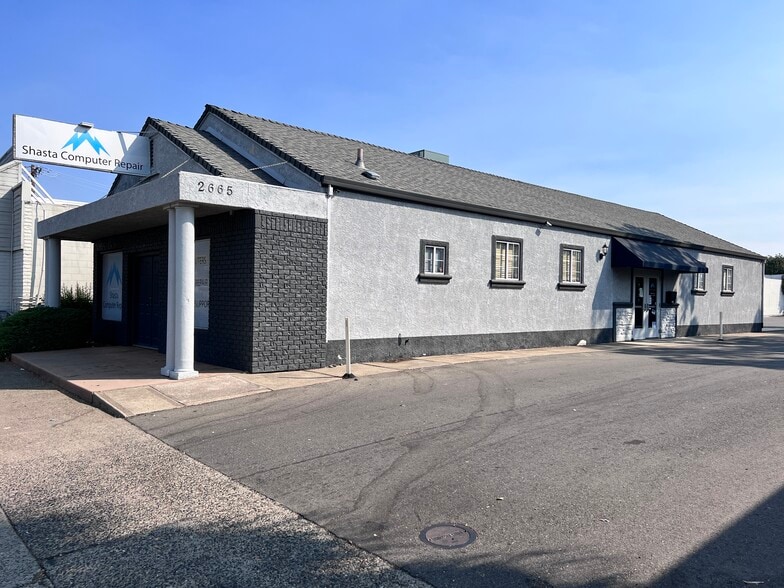 2665 Bechelli Ln, Redding, CA for lease - Building Photo - Image 1 of 11