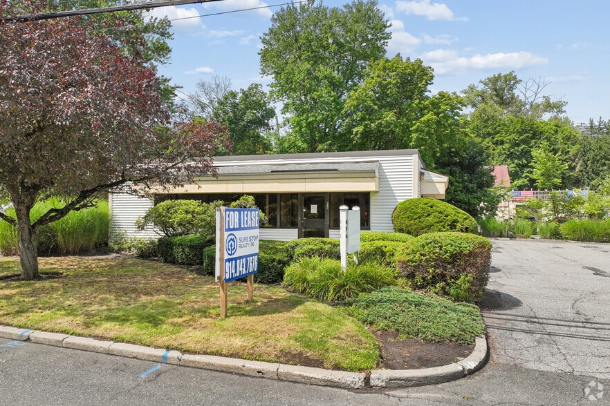 474 Lexington Ave, Mount Kisco, NY for lease - Building Photo - Image 1 of 8