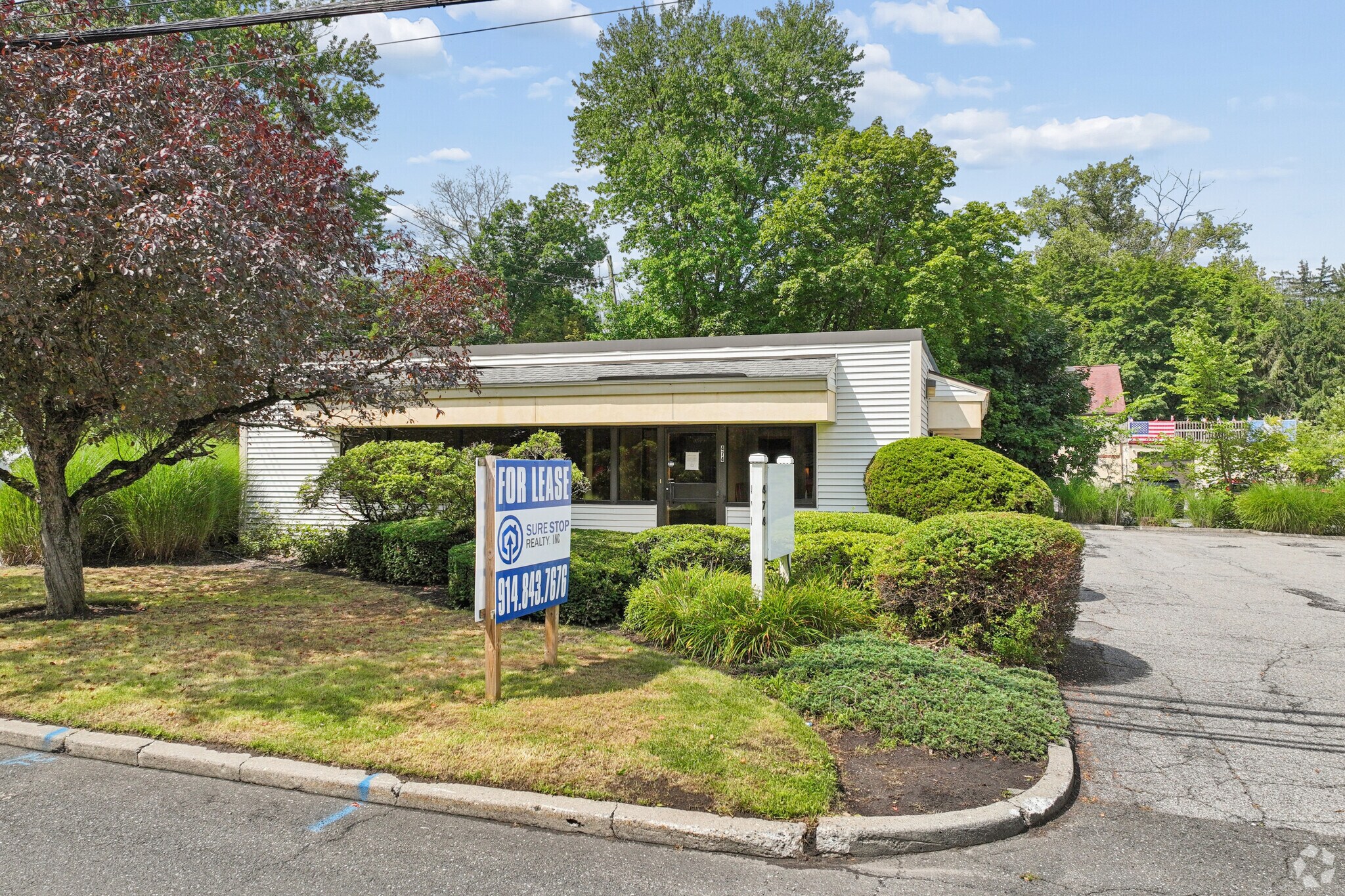 474 Lexington Ave, Mount Kisco, NY à louer Photo du bâtiment- Image 1 de 9