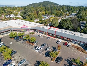 7901-8001 SE Powell Blvd, Portland, OR for lease Interior Photo- Image 1 of 5