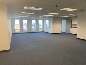 147-45 Farmers Blvd, Jamaica, NY for lease Interior Photo- Image 1 of 2