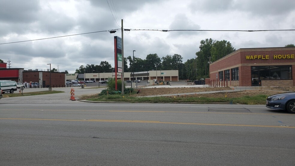1783-1785 E Ohio Pike, Amelia, OH for lease - Building Photo - Image 1 of 11