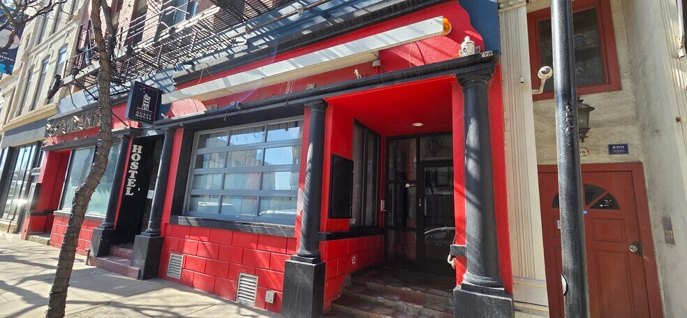 310 S Halsted St, Chicago, IL à louer - Photo du bâtiment - Image 2 de 5