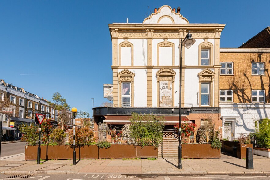 270 Caledonian Rd, Londres à louer - Photo du bâtiment - Image 2 de 11