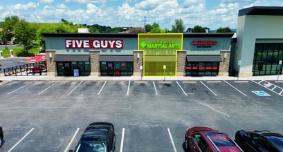7531-7569 Barnett Way, Powell, TN for lease Interior Photo- Image 1 of 9