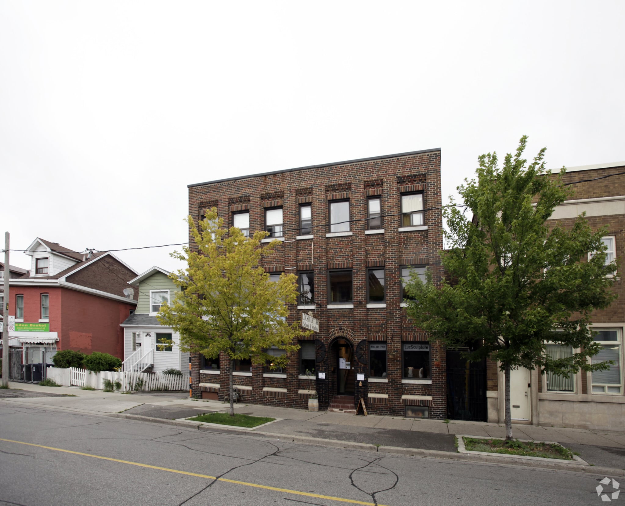 663 Greenwood Ave, Toronto, ON à vendre Photo principale- Image 1 de 1