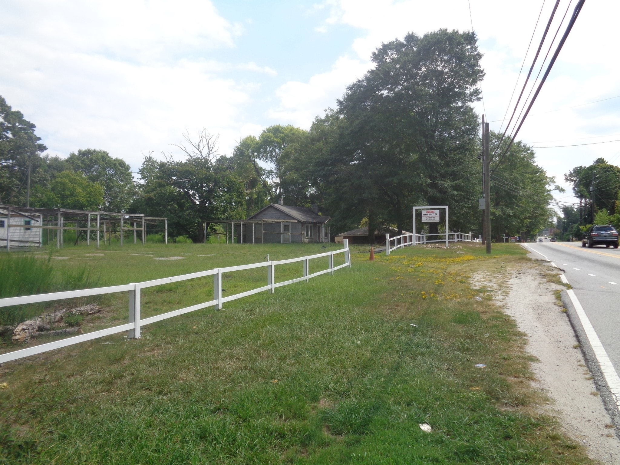 6998-7010 S Sweetwater Rd, Lithia Springs, GA for sale Building Photo- Image 1 of 5