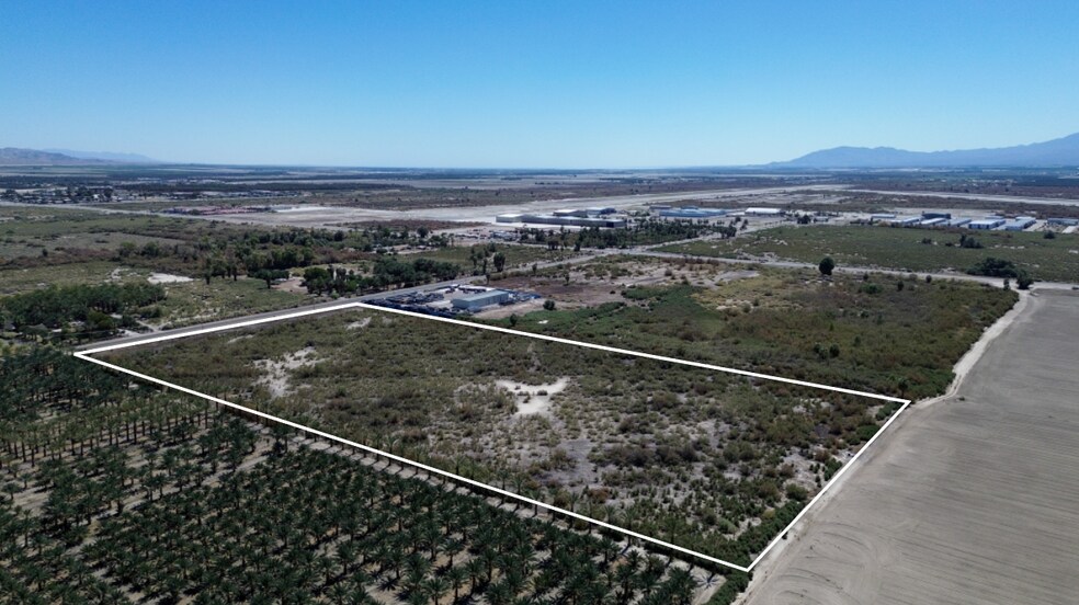 Tyler Street, Thermal, CA à vendre - Photo principale - Image 2 de 15