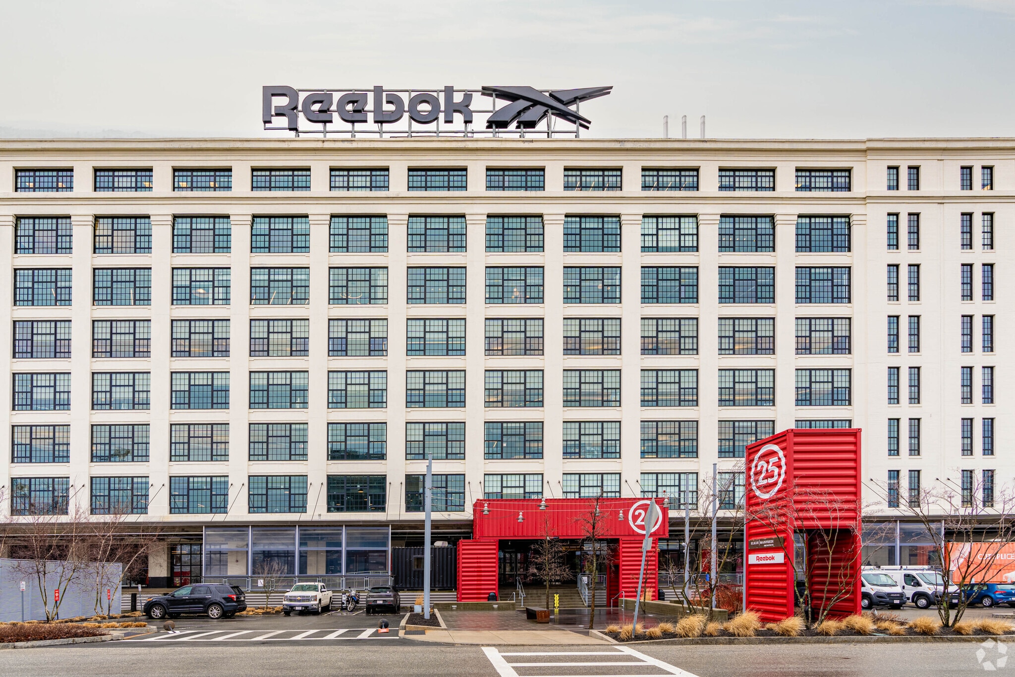 21-25 Drydock Ave, Boston, MA for lease Primary Photo- Image 1 of 10