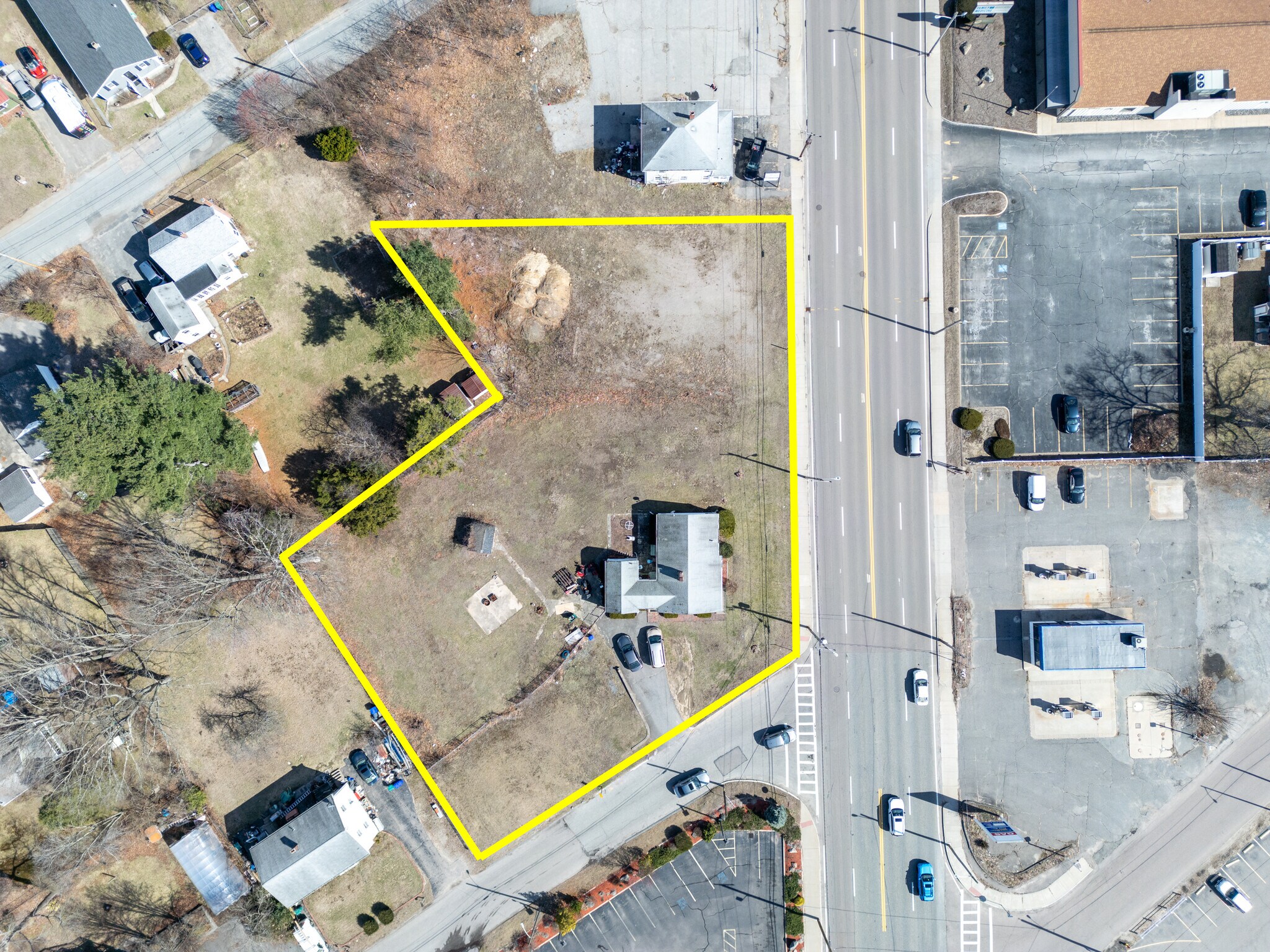 571-581 Washington Street Attleboro portefeuille de 2 propriétés à vendre sur LoopNet.ca Photo du bâtiment- Image 1 de 16