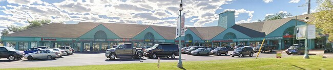 Plus de détails pour 1111 Regent St, Fredericton, NB - Commerce de détail à louer