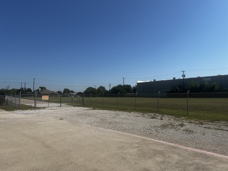 7003 S Cooper St, Arlington, TX for sale - Building Photo - Image 3 of 6