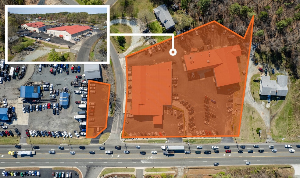 ±22,998 SF AUTO SERVICE INVESTMENT portfolio of 3 properties for sale on LoopNet.ca - Building Photo - Image 3 of 12