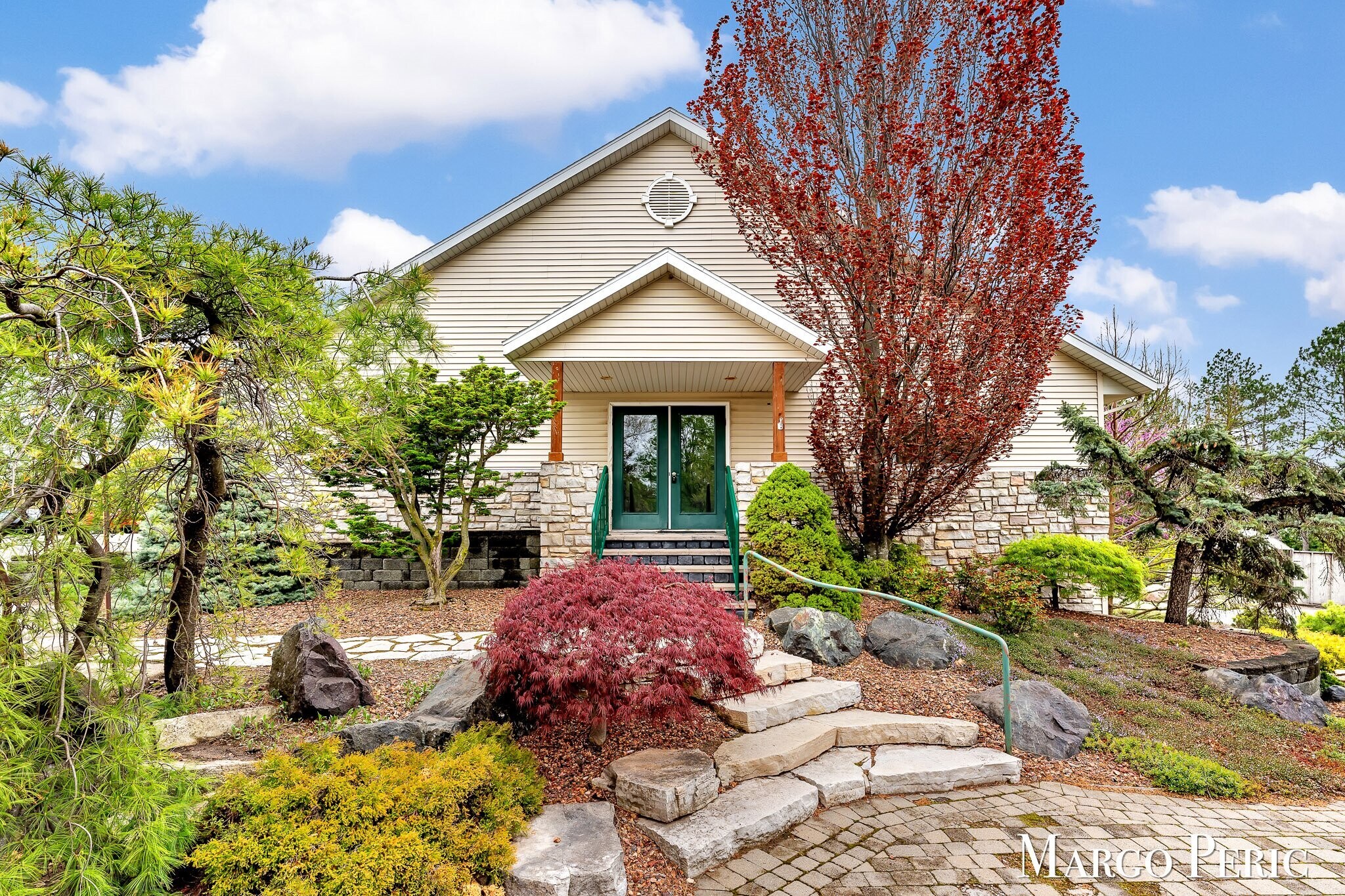 7884 Eastern Ave SE, Grand Rapids, MI à vendre Photo du bâtiment- Image 1 de 1