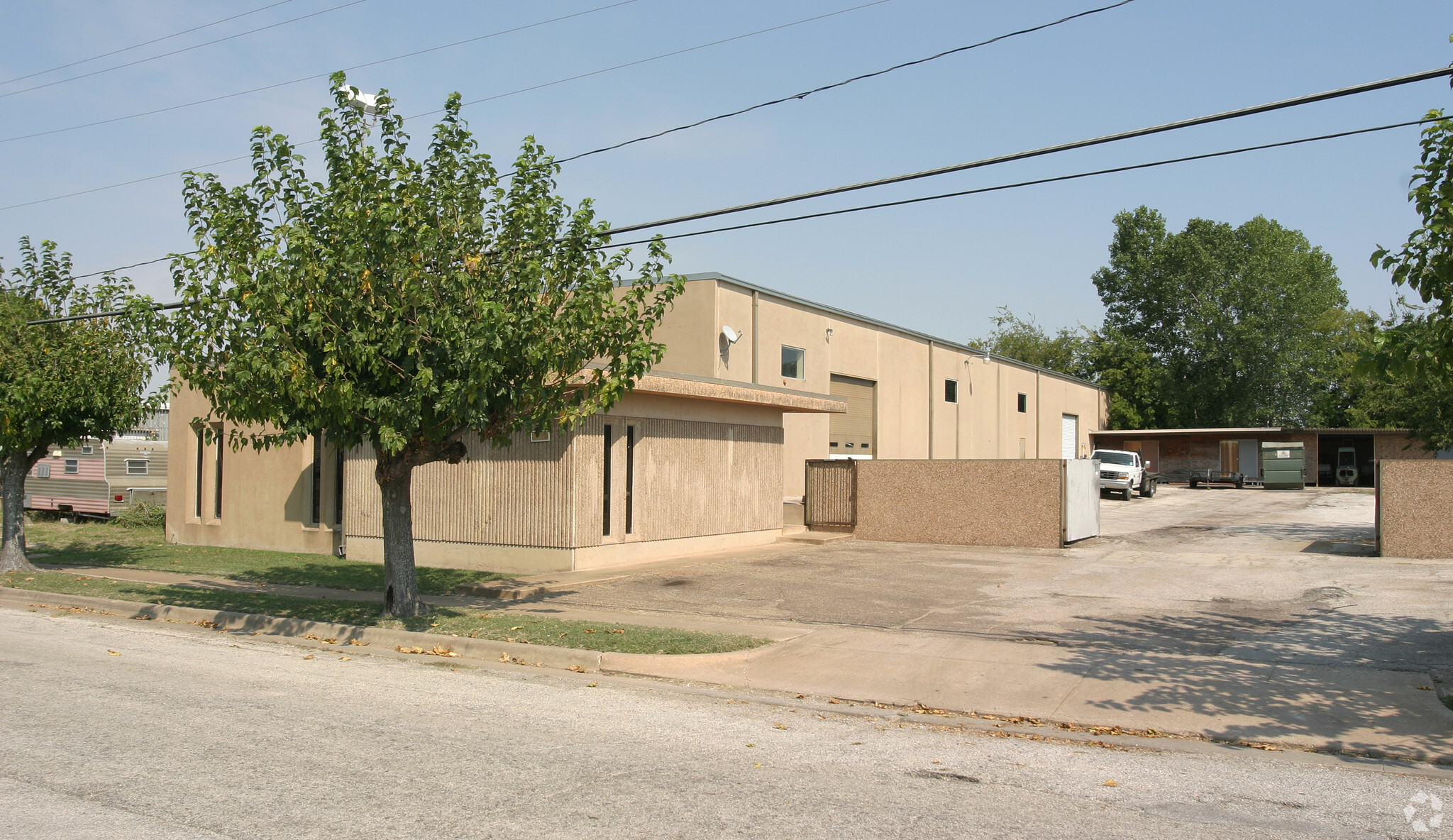 3713 Cockrell Ave, Fort Worth, TX for lease Building Photo- Image 1 of 4