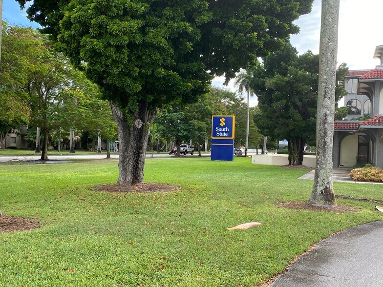 15600 SW 288th St, Homestead, FL à louer - Photo du bâtiment - Image 3 de 50