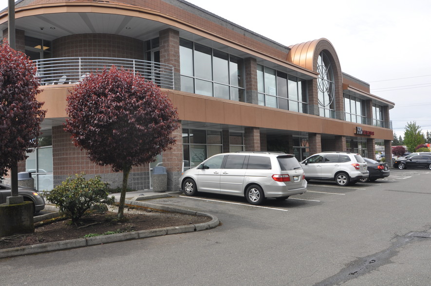 500 SE Everett Mall Way, Everett, WA for lease - Primary Photo - Image 1 of 6