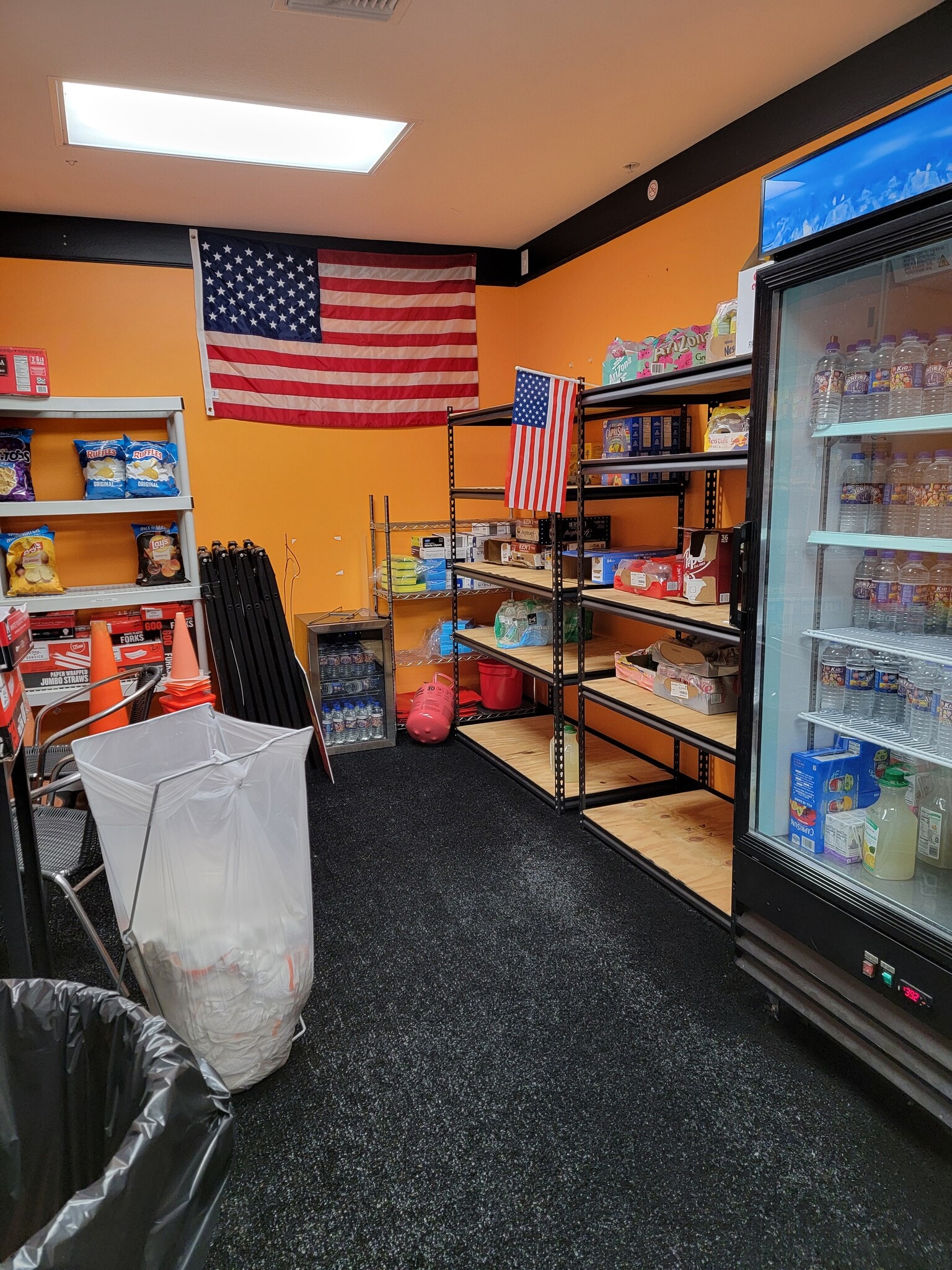 7321 Trade Ct, Sarasota, FL for lease Interior Photo- Image 1 of 10