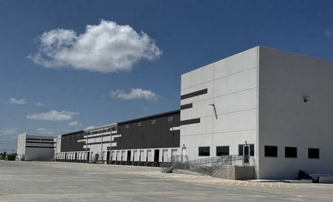 More details for 7805 Padre Island Hwy, Brownsville, TX - Industrial for Lease