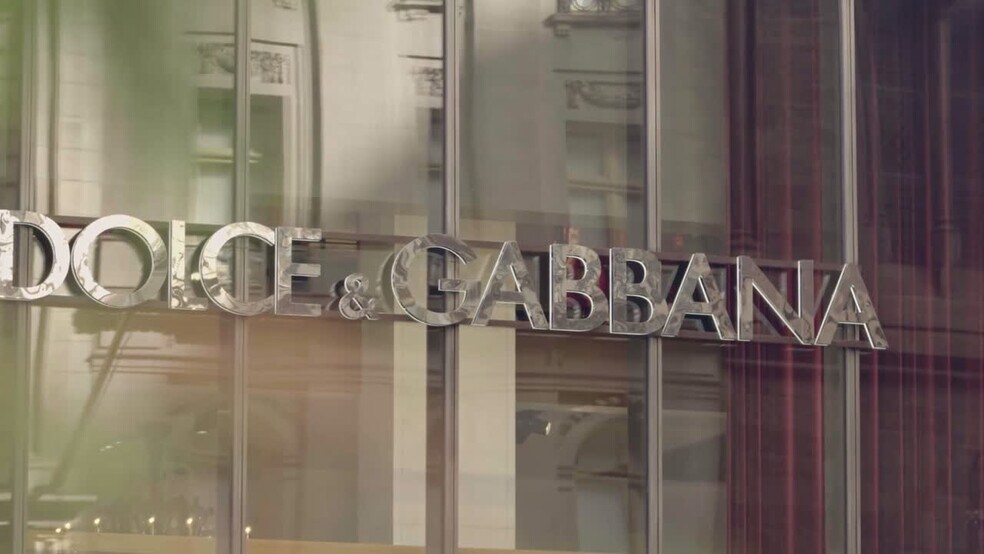 9 W 57th St, New York, NY à louer - Vidéo sur l’inscription commerciale - Image 3 de 26