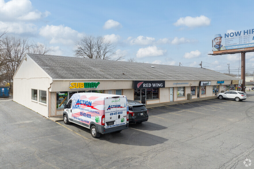 20-24 E Alexis Rd, Toledo, OH for lease - Primary Photo - Image 1 of 6