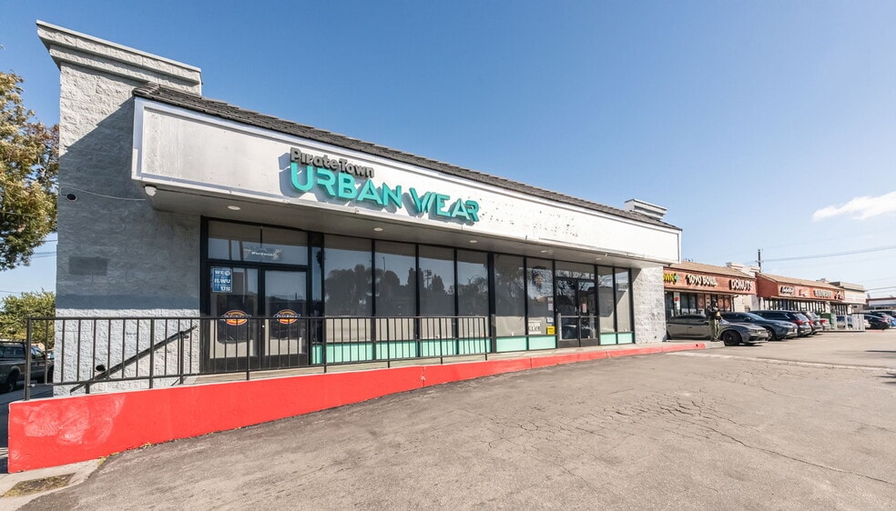 114-134 N Gaffey St, San Pedro, CA for lease - Building Photo - Image 3 of 24