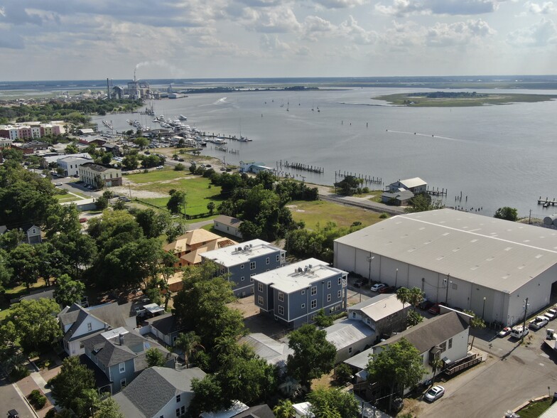 228 N 2nd St, Fernandina Beach, FL for sale - Building Photo - Image 3 of 18