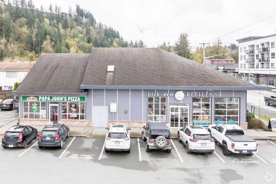 5580 Vedder Rd, Chilliwack, BC à louer - Photo du bâtiment - Image 2 de 7
