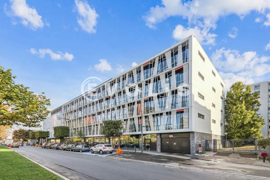 259 Avenue Du Général Leclerc, Maisons-Alfort for lease - Building Photo - Image 1 of 14