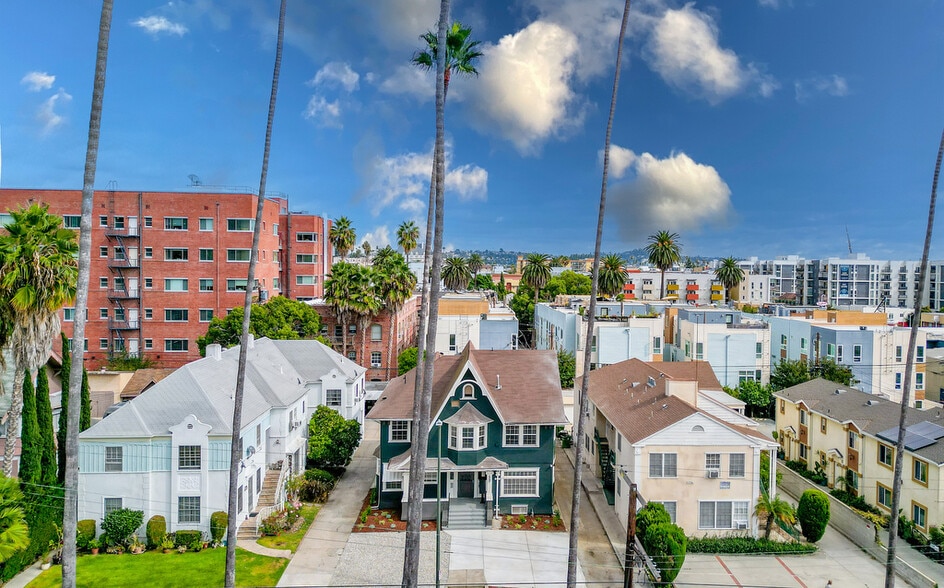 1732 N Wilton Pl, Los Angeles, CA for sale - Building Photo - Image 3 of 72