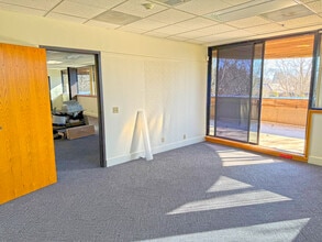 50 Professional Center Dr, Rohnert Park, CA à vendre Photo intérieure- Image 2 de 6